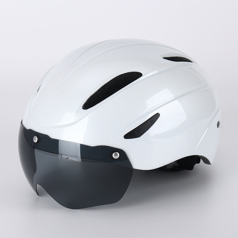 Cycling Helmet with Built-in Visor Bowlift