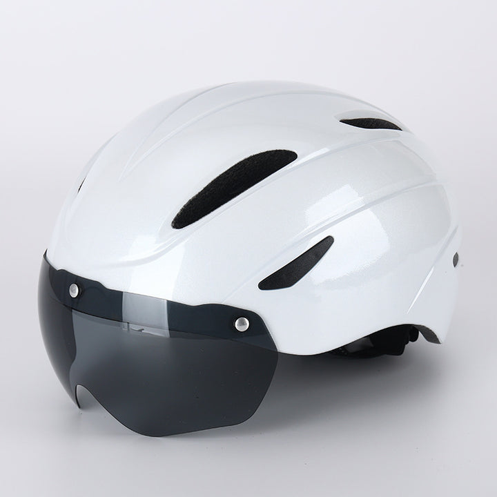 Cycling Helmet with Built-in Visor Bowlift