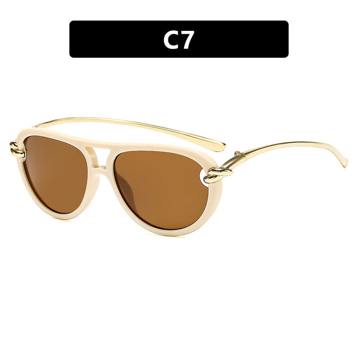 Women Retro Sunglasses with Elegant Frame and Polarized Lenses Bowlift