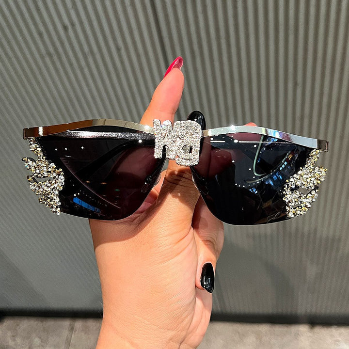 Ladies Glamorous Sunglasses Bowlift