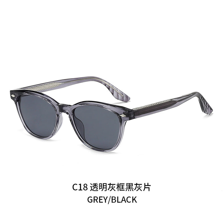 Ladies fashionable sunglasses in elegant tortoiseshell design Bowlift