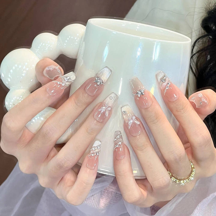 Decorative Rhinestone-Embellished Stiletto Nail Extensions Bowlift