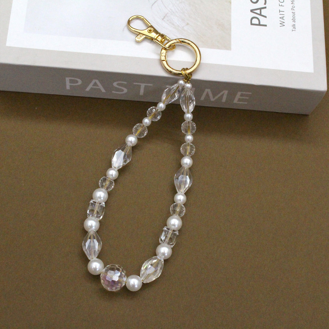 Elegant Pearl Oversized Eyewear Chain Bowlift
