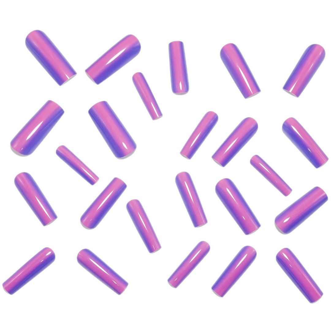 Glamorous artificial nails with high-gloss effect Bowlift