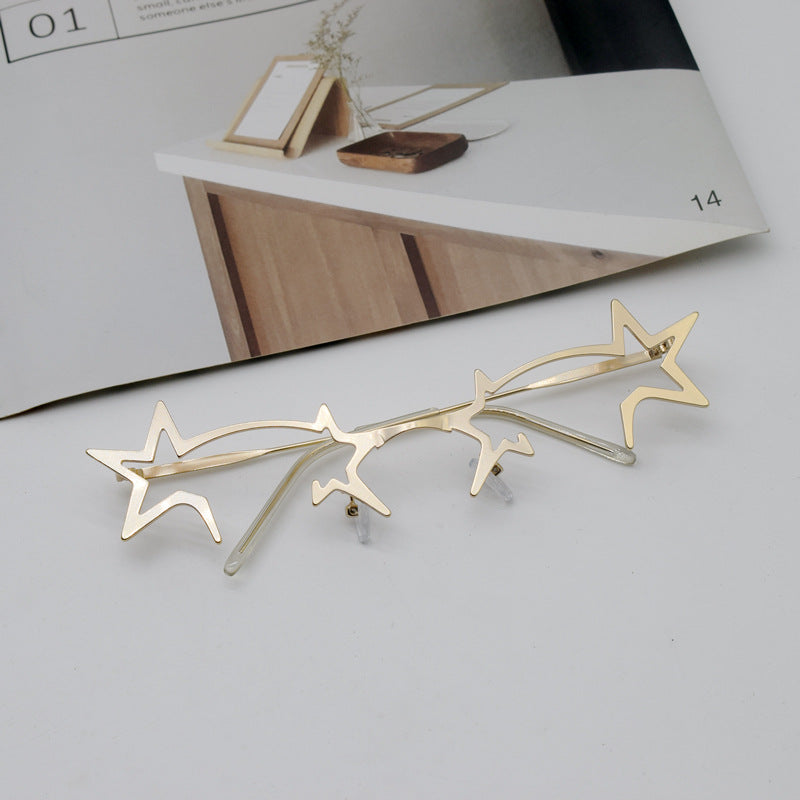 Artistic Star-Shaped Eyewear Bowlift