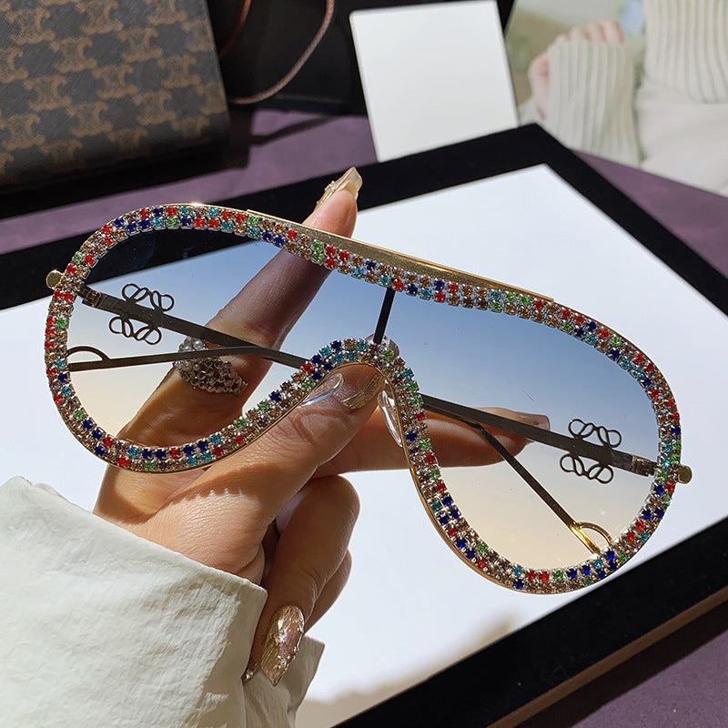 Women's Glamorous Sunglasses with Rhinestone-Embellished Frame Bowlift