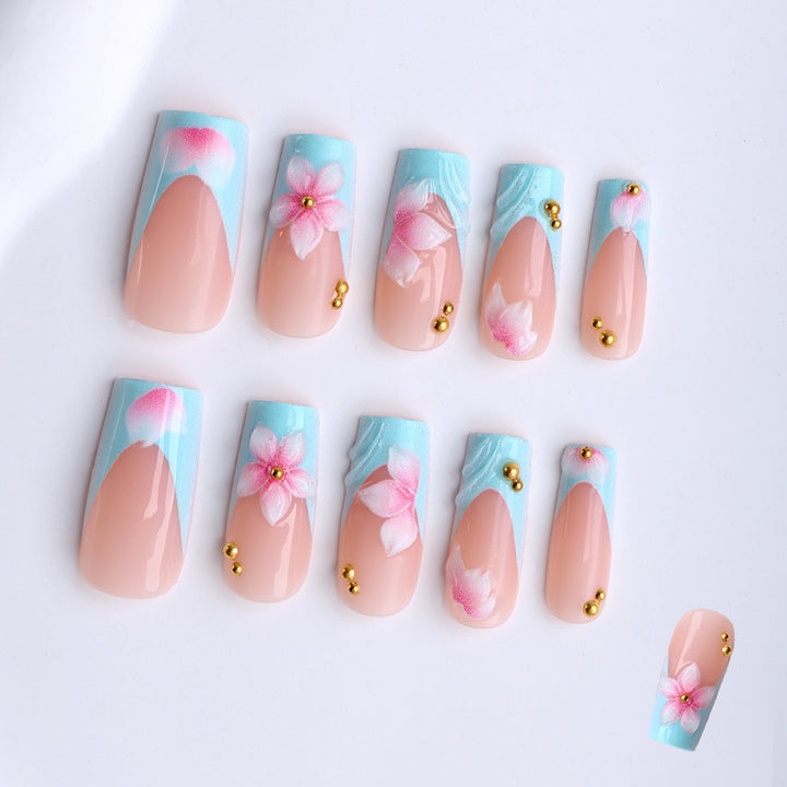Artificial nails with floral motifs and modern design Bowlift