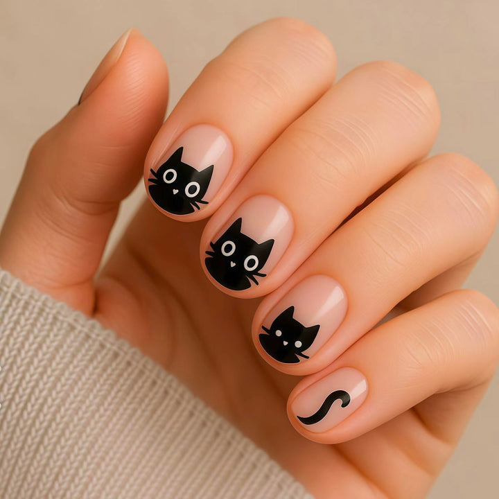 Cat-Themed Nail Art Extensions Bowlift