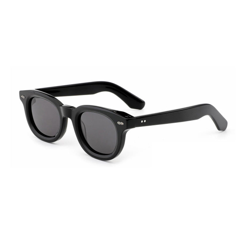 Ladies retro-inspired sunglasses with wide tortoiseshell frame and harmonious lenses Bowlift