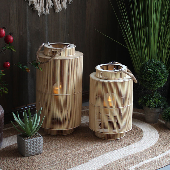 Decorative lantern made of woven material Bowlift