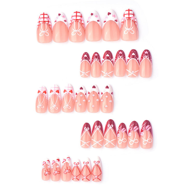 Decorative artificial nails in romantic design Bowlift