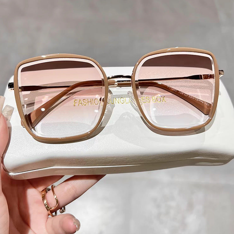 Women's oversized sunglasses with elegant metal frame and polarized lenses Bowlift