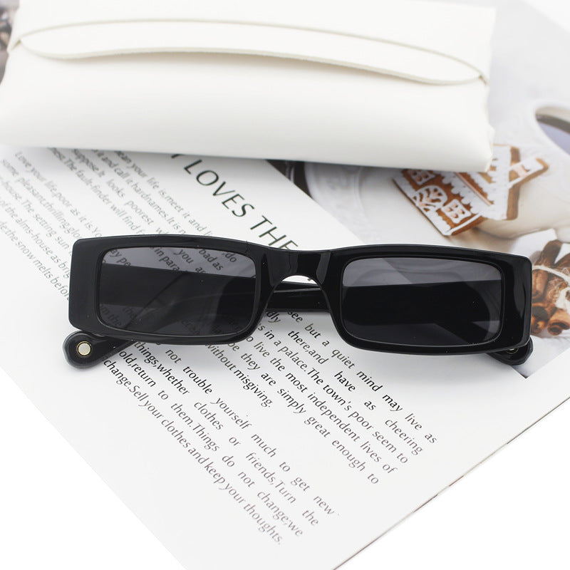 Women's fashion rectangular sunglasses with textured frame Bowlift
