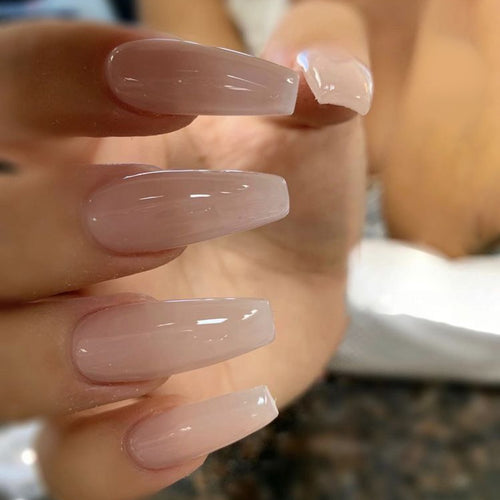 Artificial Nails in Stylish French Design Bowlift