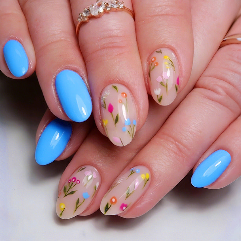 Detailed Floral Design Press-On Nail Set Bowlift