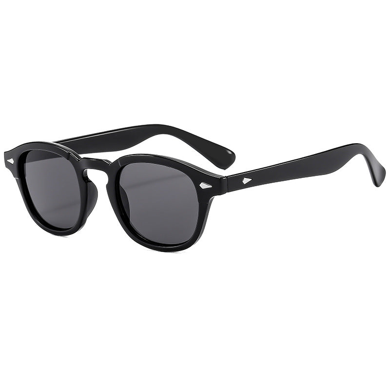 Ladies Fashion Reading Glasses in Retro Design Bowlift
