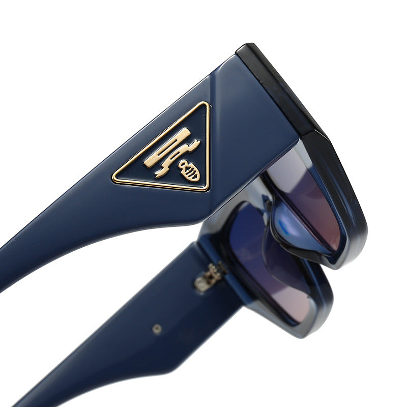 Ladies Designer Sunglasses with modern, geometric frame Bowlift