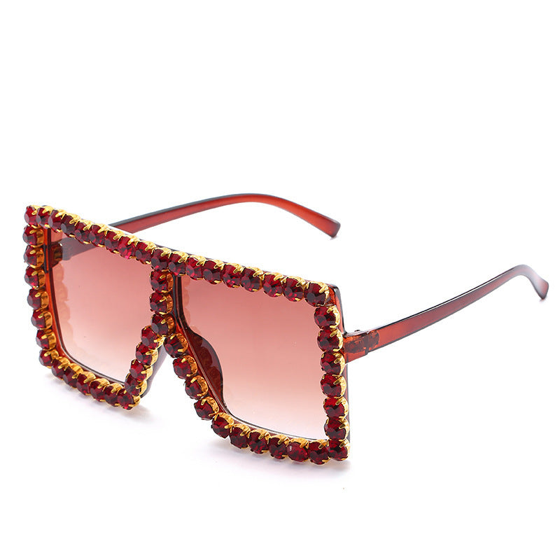 Women's fashionable sunglasses with rhinestone embellishment Bowlift
