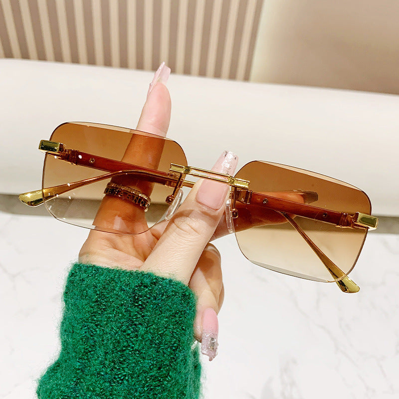 Women's fashionable rectangular sunglasses with elegant metal accent Bowlift