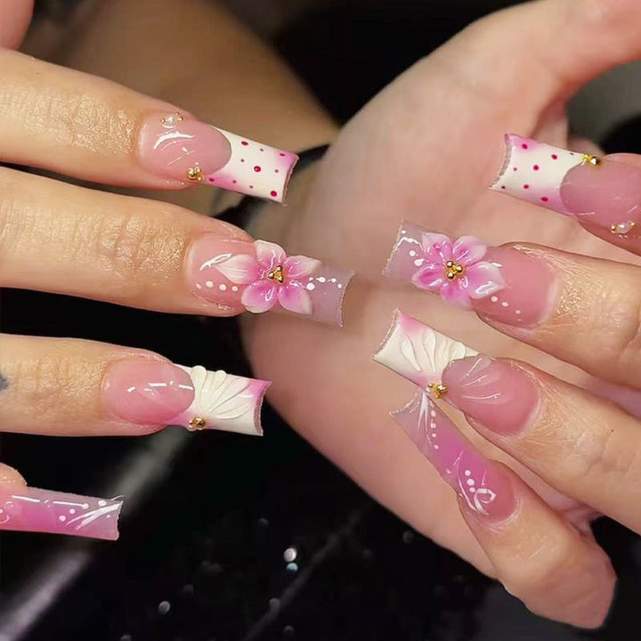 Artisan Decorative Nail Tips Bowlift
