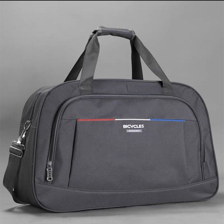 Sports Bag with Innovative Compartment Division Bowlift