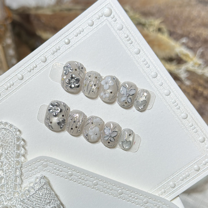 Decorative Press-On Nail Art Set with Floral and Star Accents Bowlift
