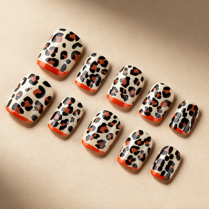 Artistic Leopard Print Nail Art Set Bowlift