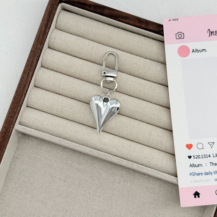 Heart-Shaped Clip-On Keychain Bowlift