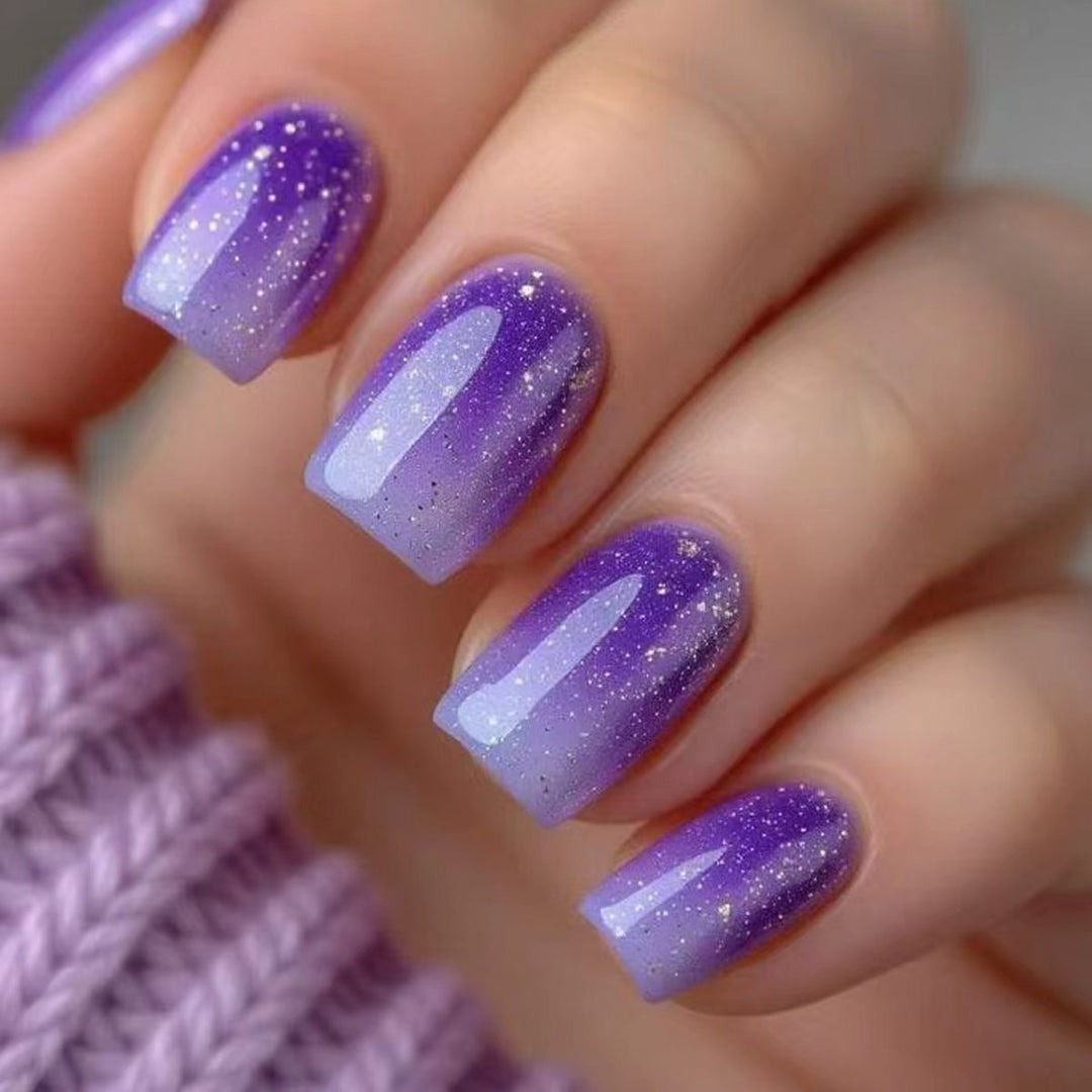 Artificial nails with glamorous ombré effect Bowlift