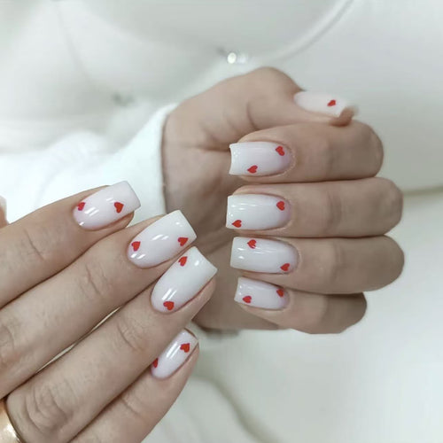 Heart-Designed Press-On Nails Bowlift