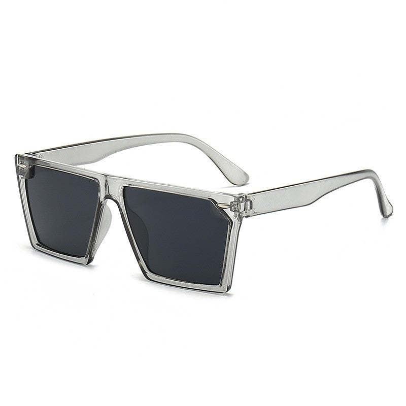 Fashionable Oversized Sunglasses