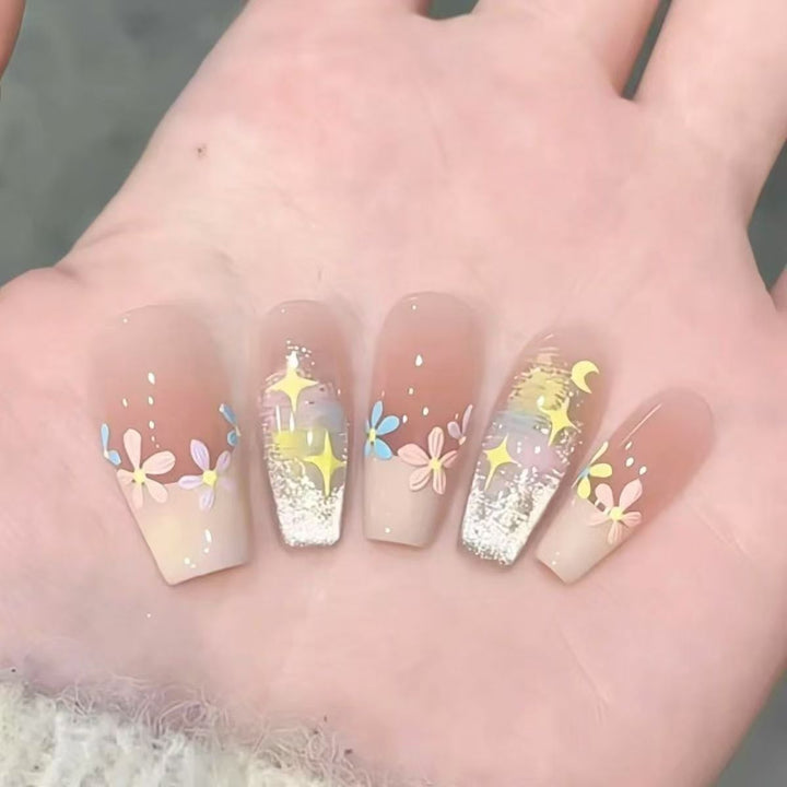 Decorative Press-On Nail Design Bowlift