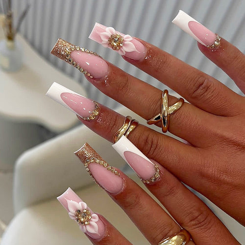 Nail Art Set with elegant glitter and flower pattern Bowlift