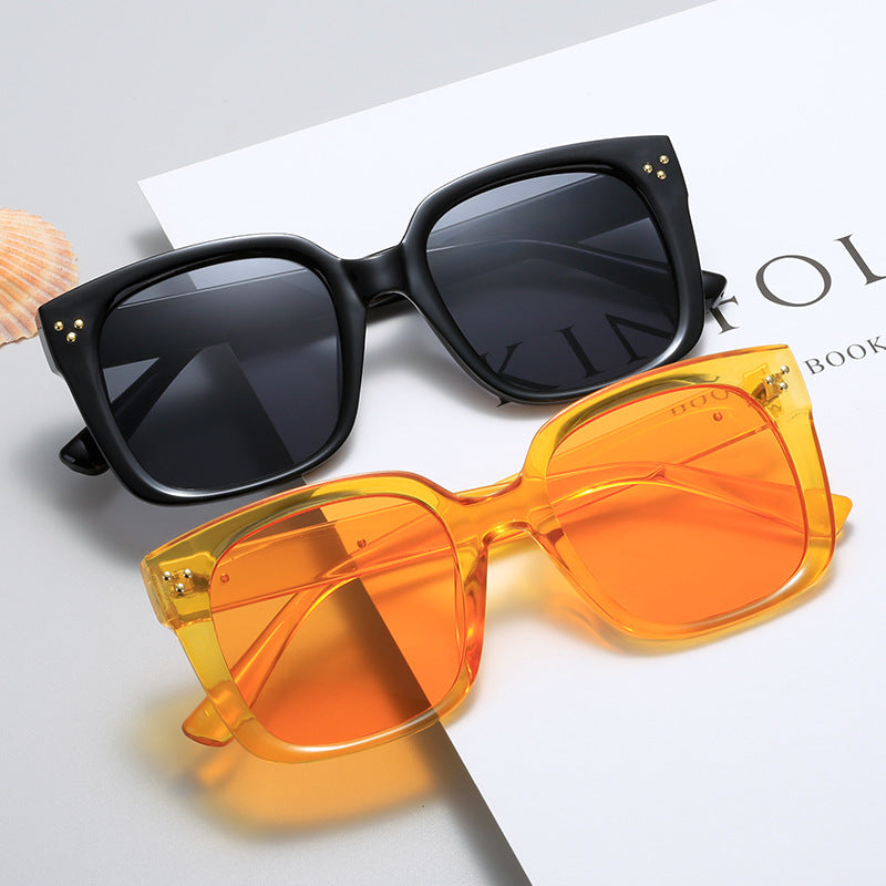 Women's square sunglasses with innovative frame and UV protection Bowlift