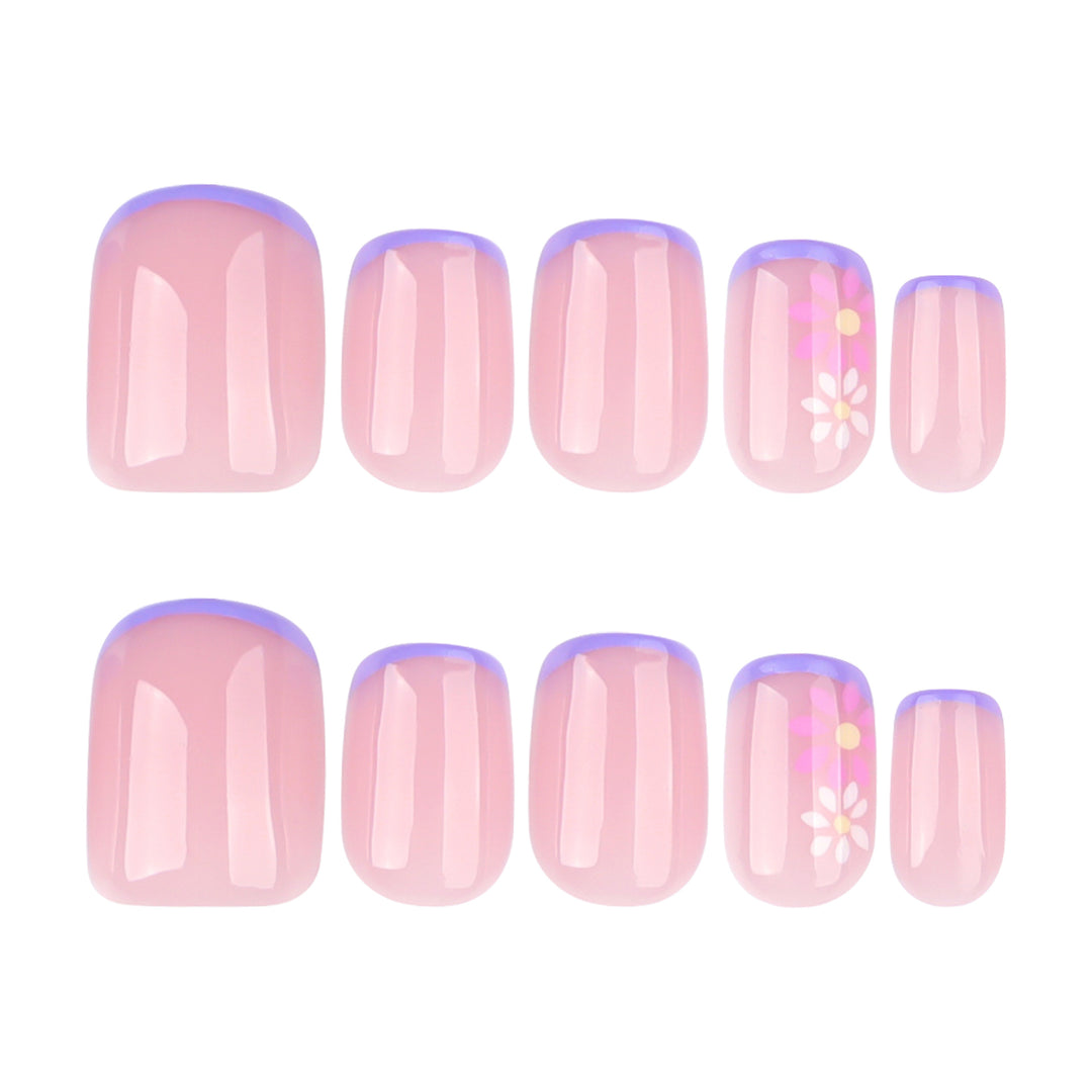 Artistic gel nails with floral design Bowlift
