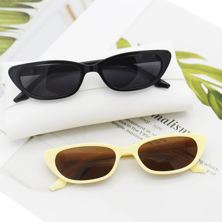 Women's Cat-Eye Sunglasses with Exclusive Design Bowlift