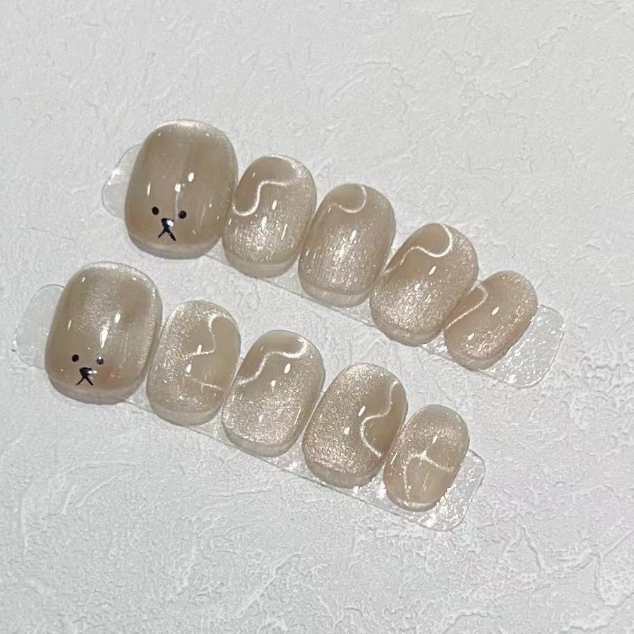 Playful Animal-Themed Press-On Nail Set Bowlift