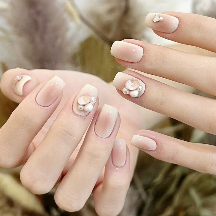 Glamorous Nail Designs Bowlift