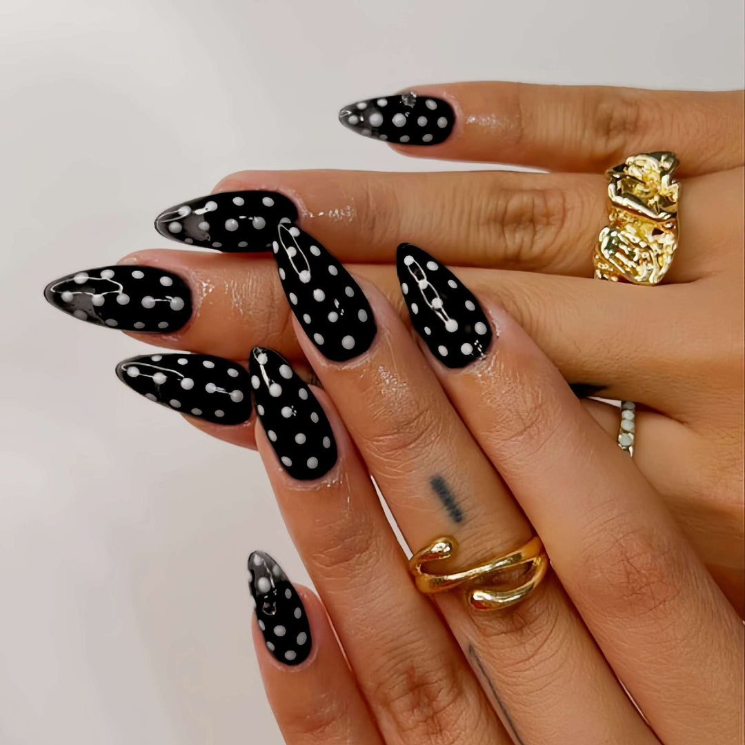 Artistic Almond-Shaped Press-On Nail Set with Polka Dot Design Bowlift