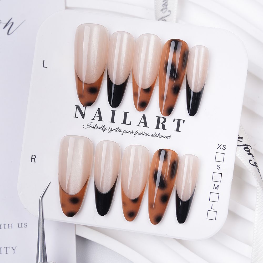 Artistic Press-On Nail Set with Cute Character Designs Bowlift