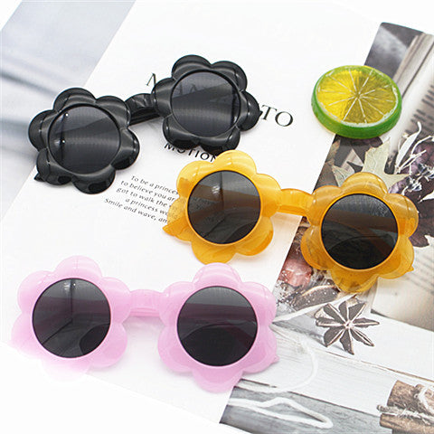 Women's sunglasses in playful floral pattern Bowlift