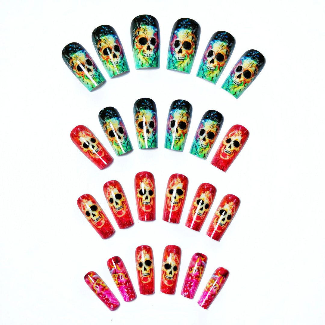 Art nails with creative skull design Bowlift