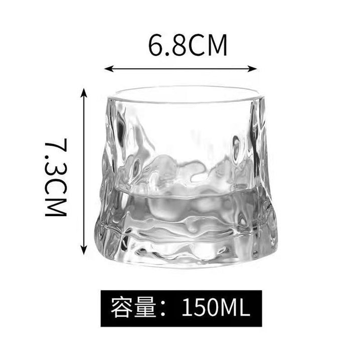 Ladies noble drinking cup made of clear glass Bowlift