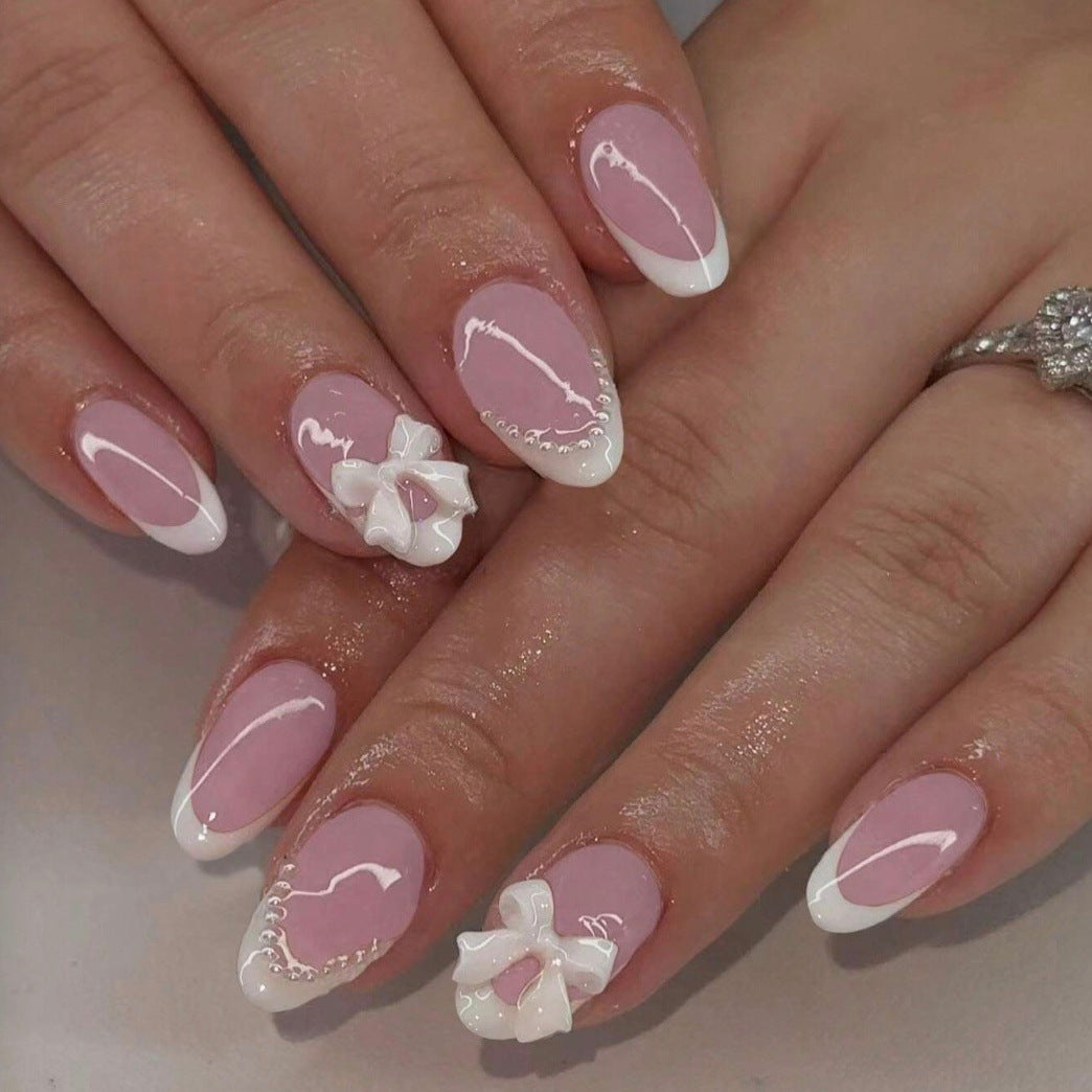 Artificial nail set with elegant 3D flower and lace accents Bowlift