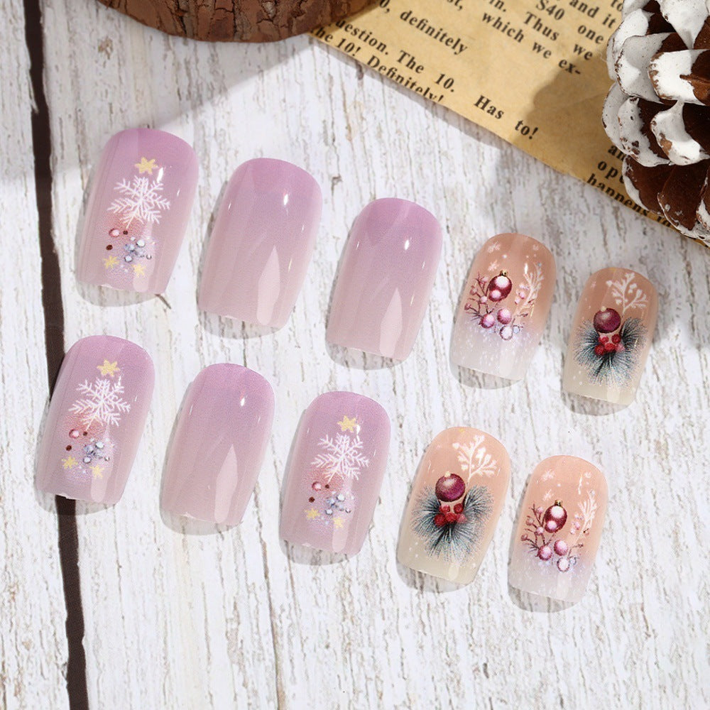 Artificial nails in festive winter design Bowlift