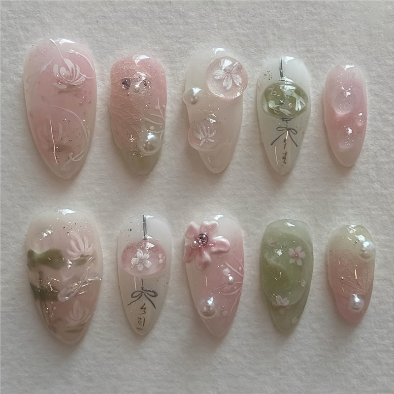 Floral Elegance Press-On Nail Set Bowlift
