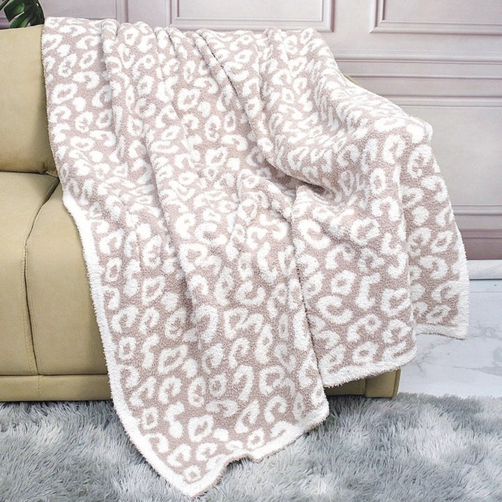 Luxurious Plush Textured Throw Blanket