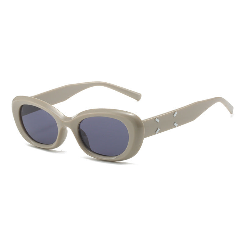 Fashion-Forward Oversized Rectangular Sunglasses Bowlift