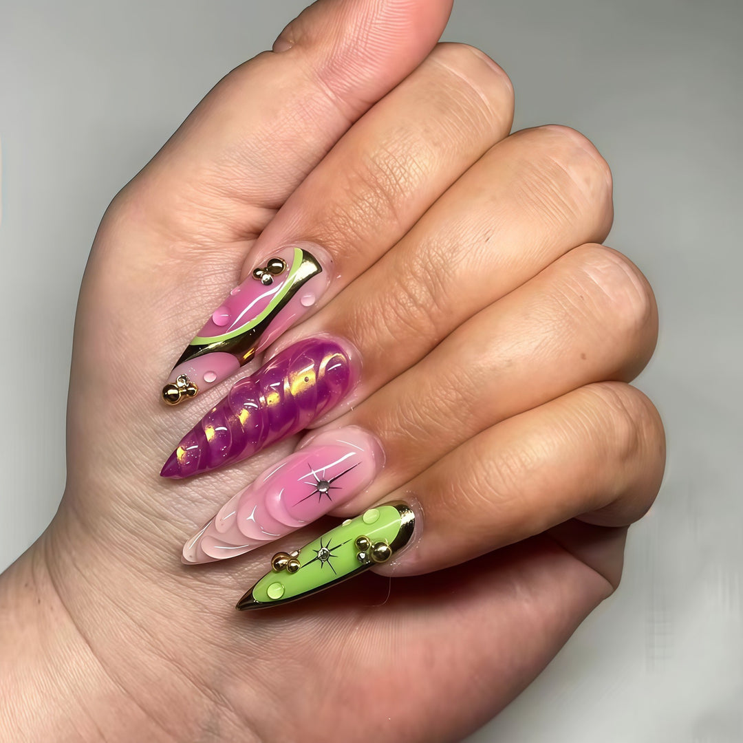 Artistic Almond-Shaped Nail Art Extensions Bowlift