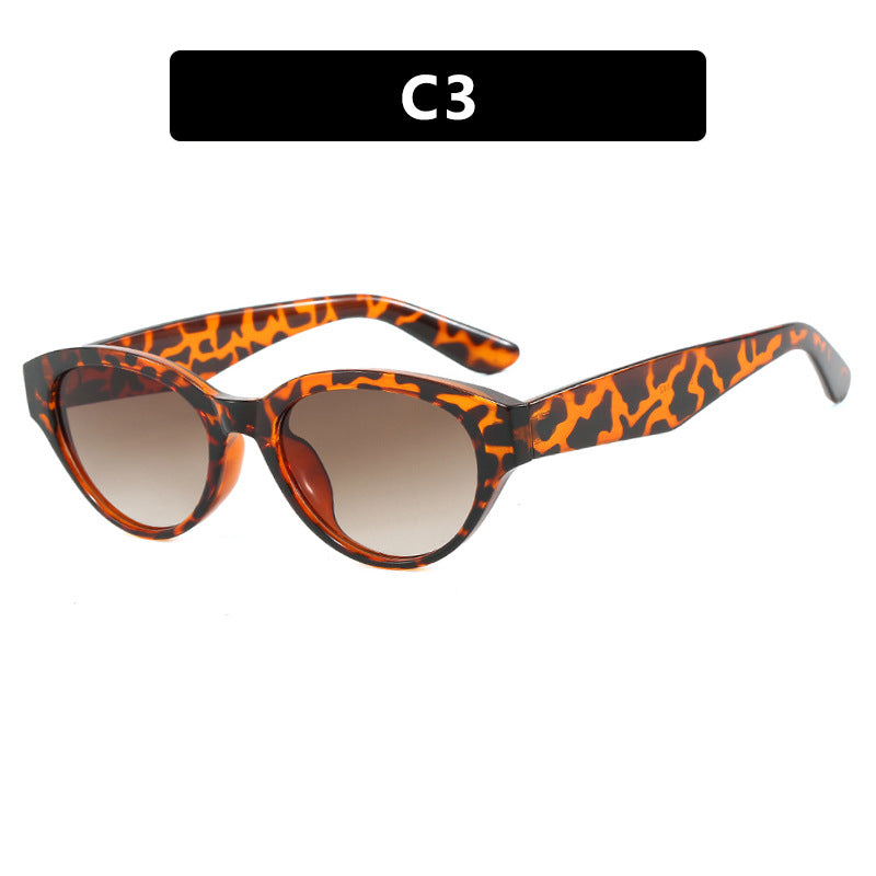 Women's Cat-Eye Sunglasses with protective UV filter and elegant frame Bowlift